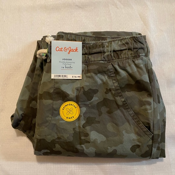 Cat & Jack Other - Brand new Cat & Jack Boys Jogger 16 Husky